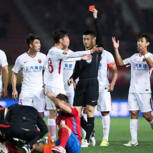  赫尔特三分雨浇灭对手反扑希望,国王轻取残阵篮网