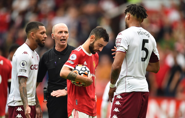  B费世界波绝杀助曼联险胜维拉  