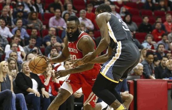  班凯罗高效发挥魔术击败步行者保留季后赛可能